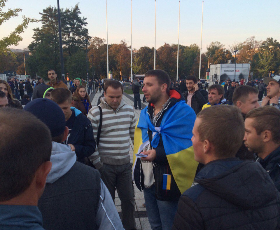 Нардеп Парасюк приїхав в Краків підтримати збірну України - фото 1