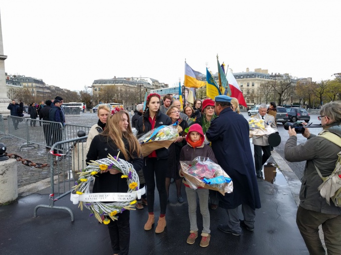 У Парижі вшанували пам’ять жертв Голодомору (ФОТО, ВІДЕО)    - фото 1