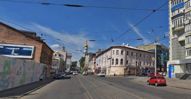 У Харкові на перехресті в центрі міста заборонено рух транспорту - фото 1