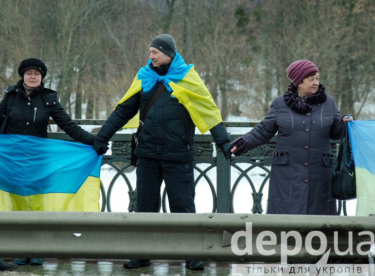 Вінничани відзначили День Соборності "ланцюгом єднання"  - фото 2