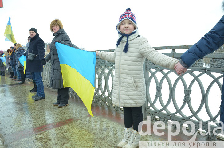 Вінничани відзначили День Соборності "ланцюгом єднання"  - фото 6