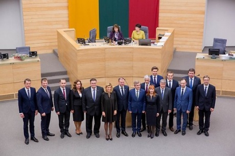 Новий уряд Литви склав присягу - фото 1
