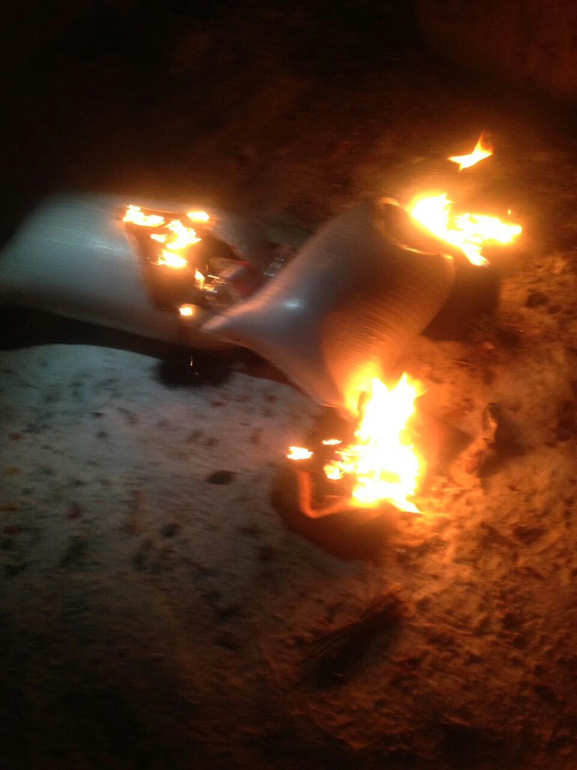 Харківські "азовці" спалили мак, який відібрали у наркоманів (ФОТО)  - фото 2