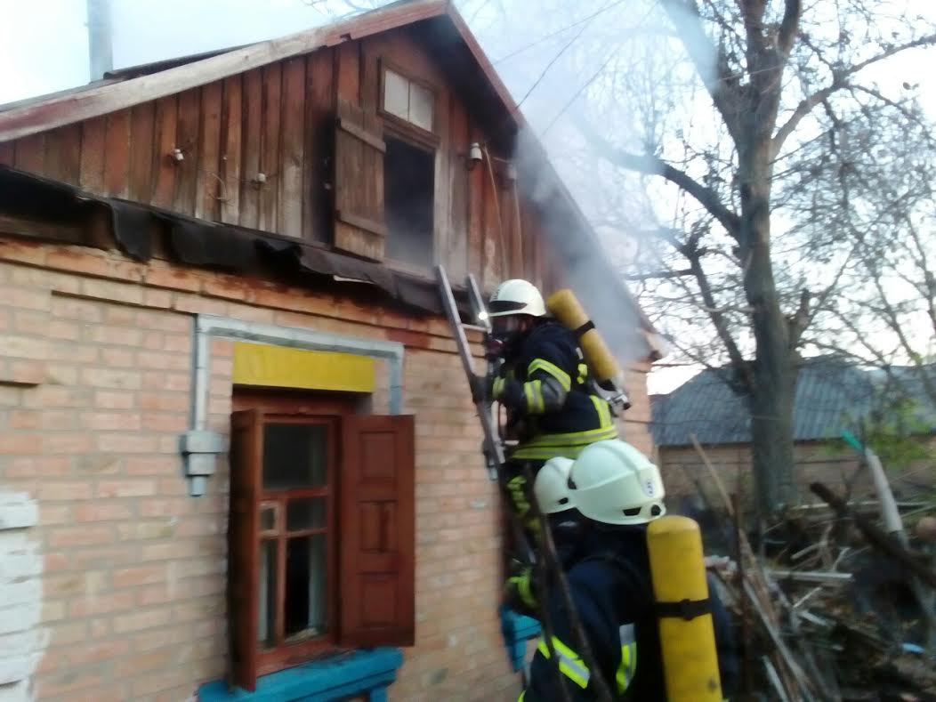 Як у Кропивницькому пожежу в будинку гaсили - фото 2