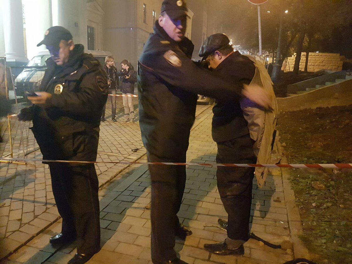 У Москві невідомий з каністрою атакував синагогу, є поранені - фото 2