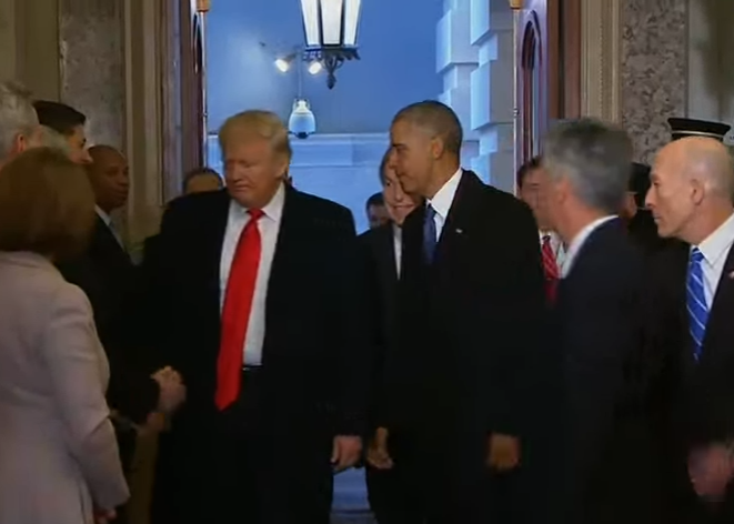 Трамп з'явився на власну інавгурацію в червоній краватці - фото 1