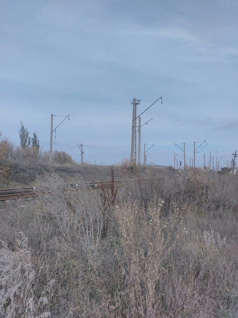 Дебальцеве: Як "рускій мір" спотворив великий залізничний вузол Донеччини (ФОТО) - фото 6
