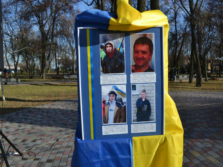   У Полтаві на народному віче згадували події Майдану - фото 3