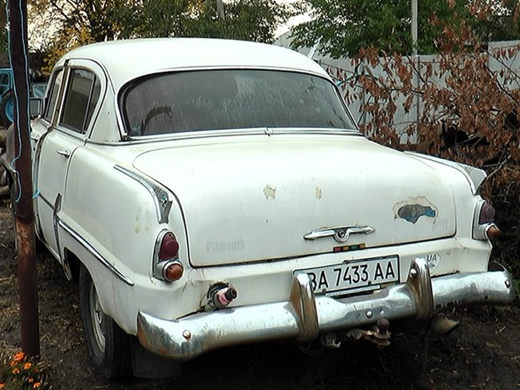 Американський раритет: Як виглядає єдиний в Україні "Плімут Савой" 1954 року випуску - фото 2