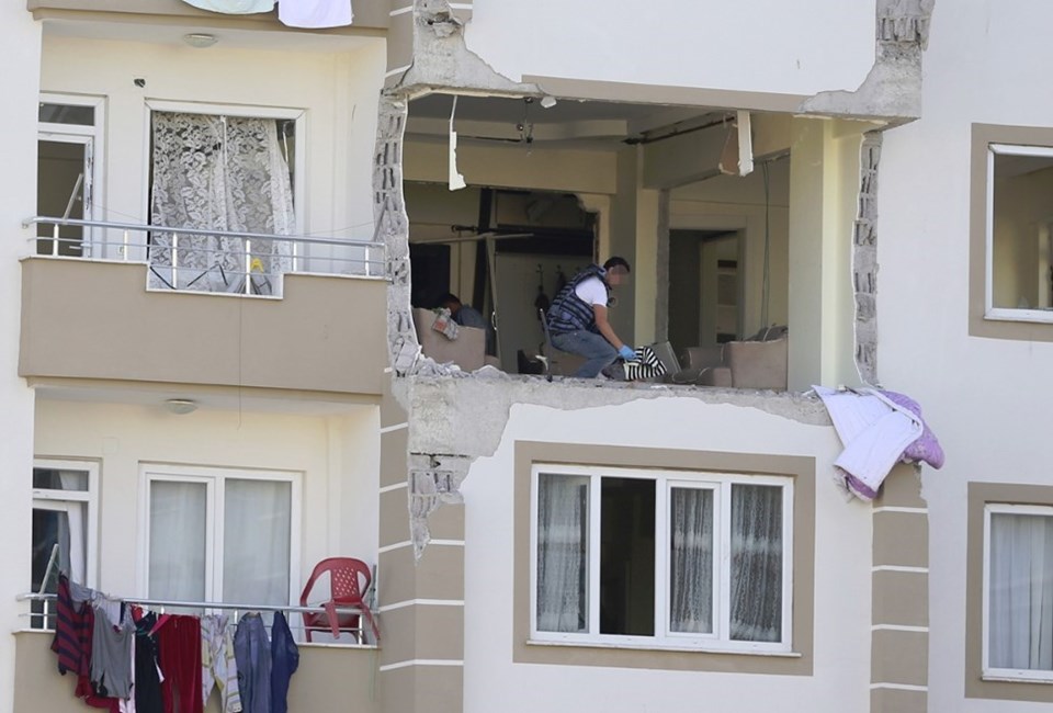 У Туреччині ще один смертник підірвав себе у житловому кварталі (ФОТО) - фото 2