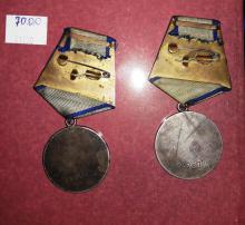 Митники вилучили старовинні монети і медалі - фото 2
