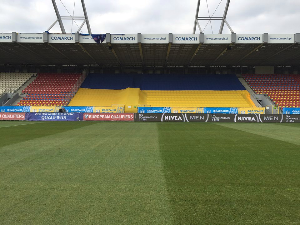 Як в ці хвилини виглядає стадіон в Кракові, де Україна гратиме з Косово - фото 4