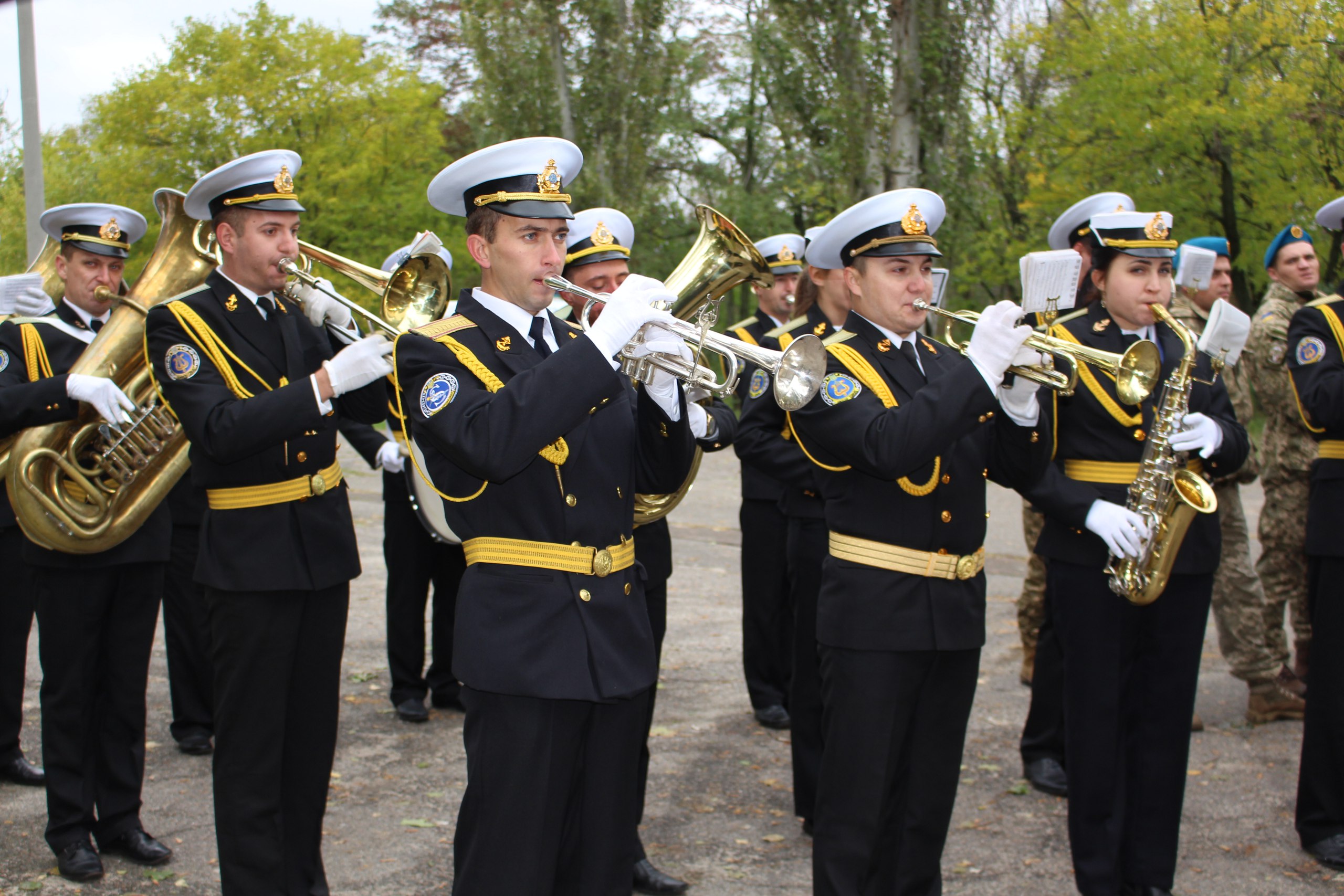 У Миколаєві заклали алею пам'яті загиблих військових