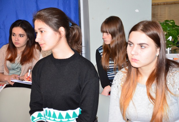 На Дніпропетровщині відкривають "школу волонтерів" - фото 2
