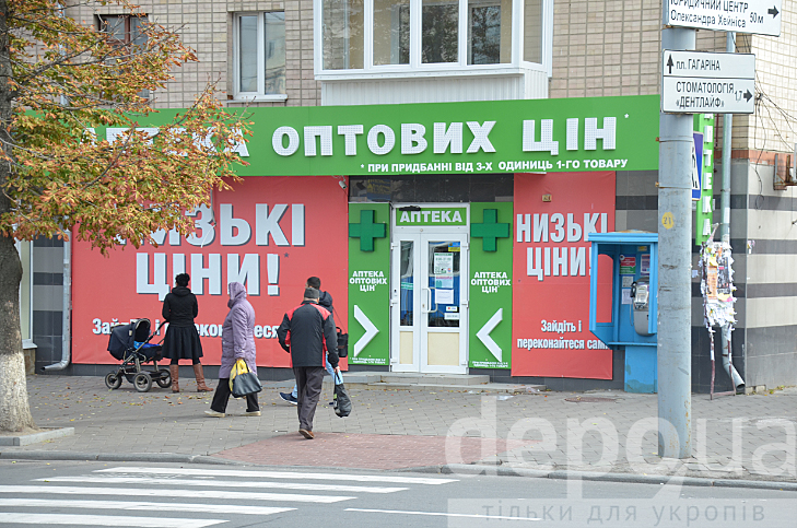 Як у Вінниці борються з хаосом вивісок та реклами - фото 12