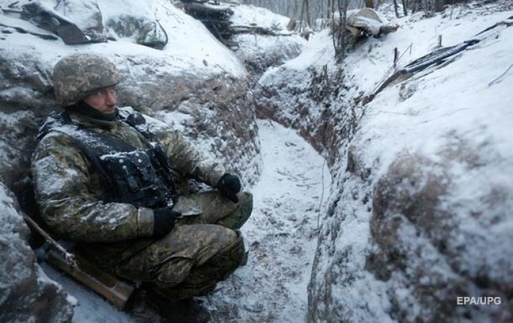 Ни суток без крови: В ООС ранили бойца У…