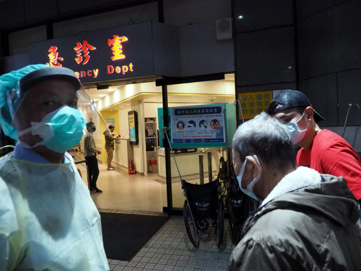 Коронавірус: Пасажирів із Китаю у "Борис…