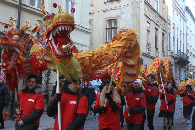 Хода драконів: Як у Львові святкували ки…