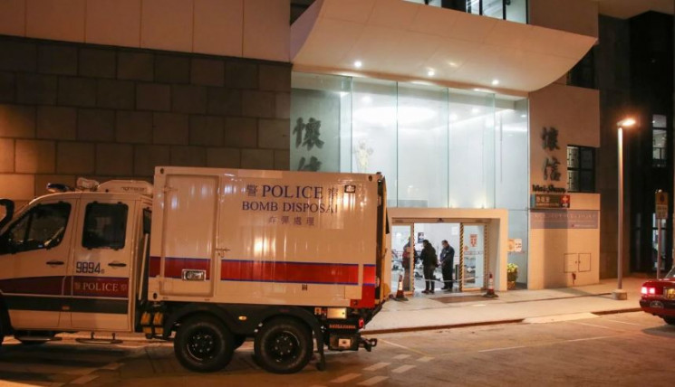 В больнице Гонконга взорвалась бомба…
