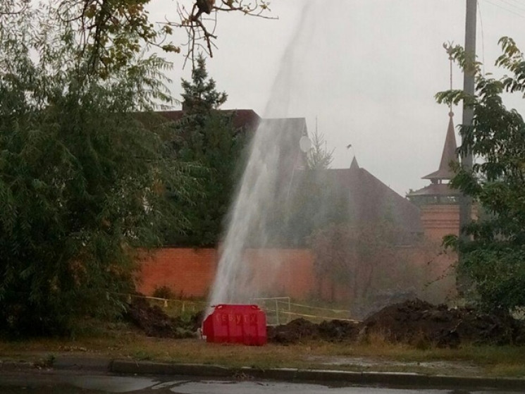 У Харкові обмежили водопостачання в усіх…