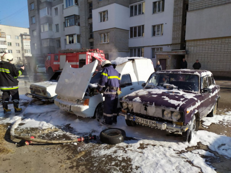 У Трускавці горів автомобіль, постраждал…