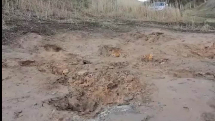 В кубанській ущелині горить природний га…