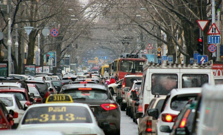 За время, потраченное одесситами в пробк…