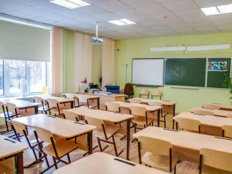У Кропивницькому школу закрили на карант…