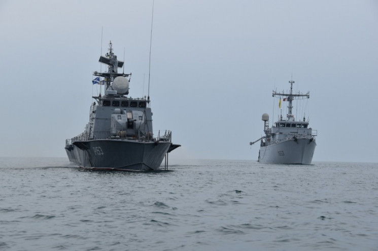 Корабли НАТО в Черном море: Как Россия о…
