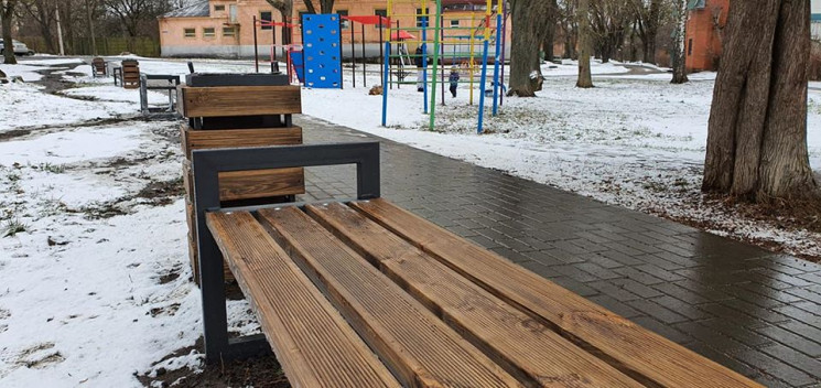 У Хмельницькому продовжують встановлюват…