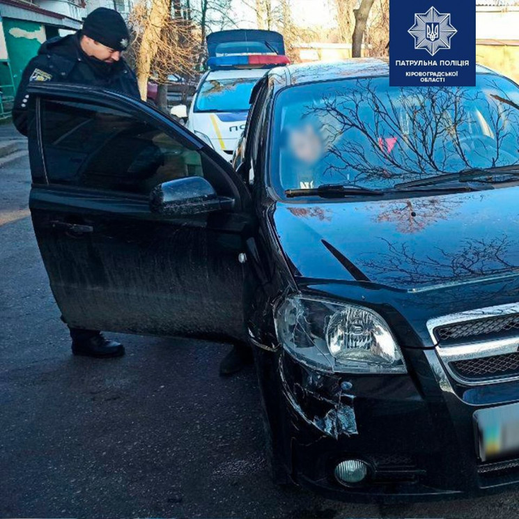 В Кропивницком водитель врезался в комму…