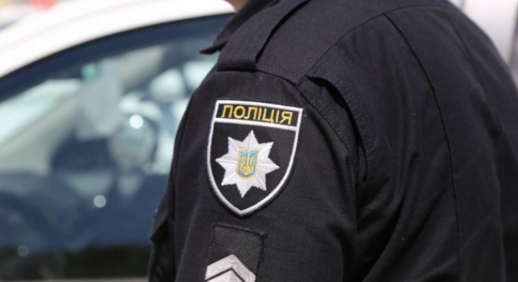 Франківські поліцейські перевіряють інфо…