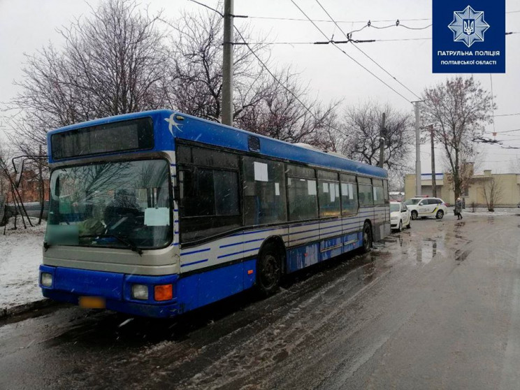 В Полтаве пьяный водитель катал пассажир…