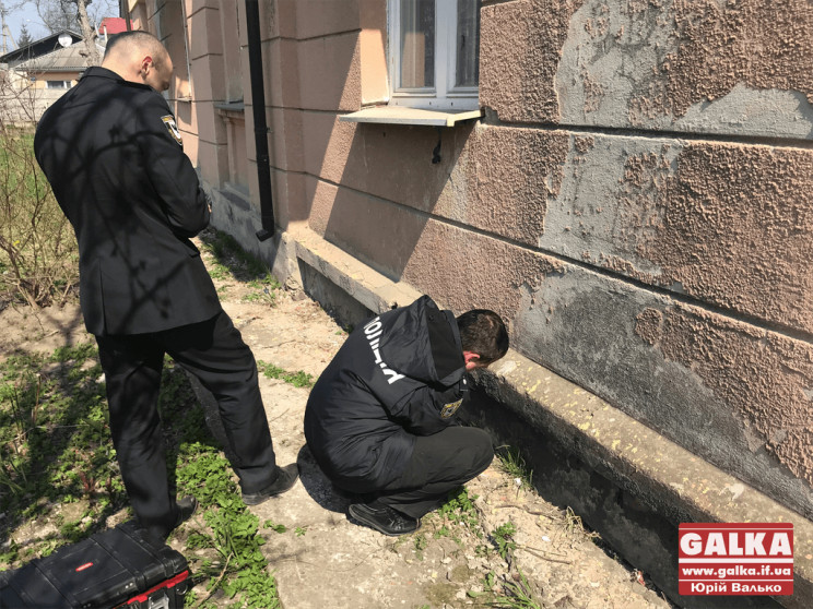 Во Франковске возле школы нашли взрывооп…