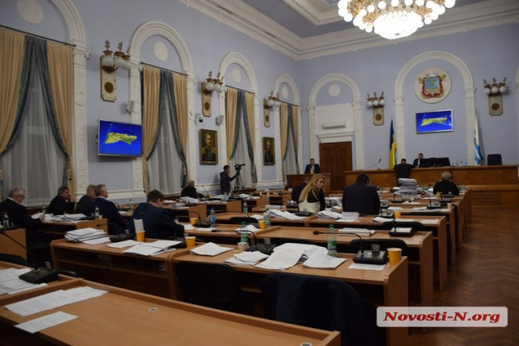 В Николаеве депутаты на сессии не прогол…