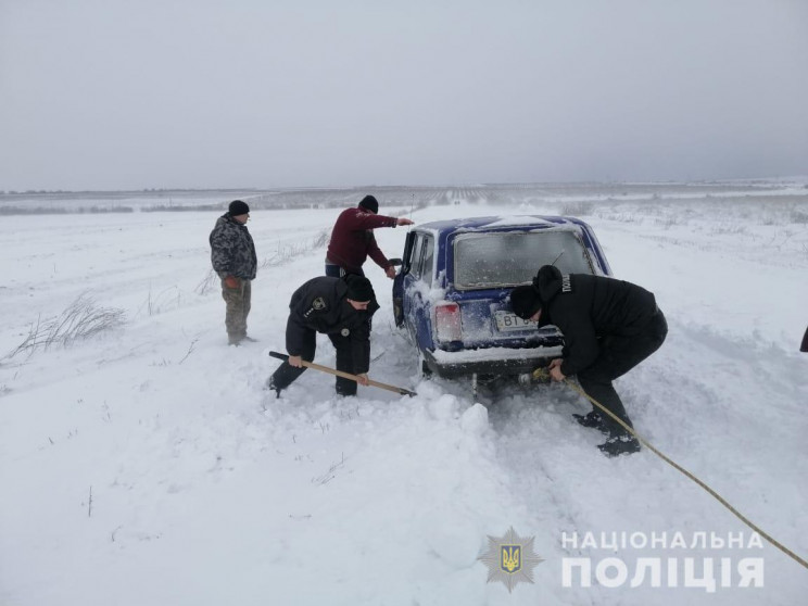 На Херсонщині легковик, водій якого посп…