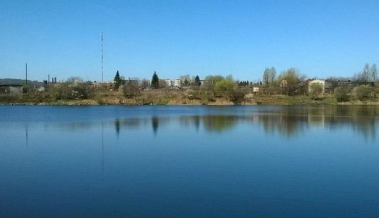 В озері у Лисиничах знайшли труп чоловік…