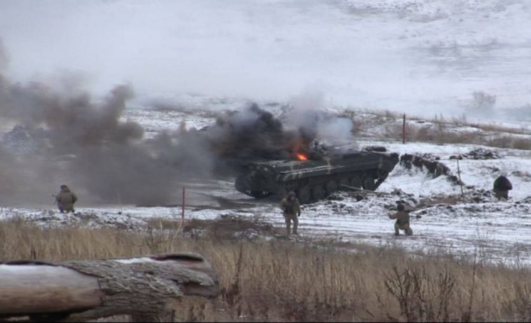 Боевики нещадно бьют из запрещенного ору…