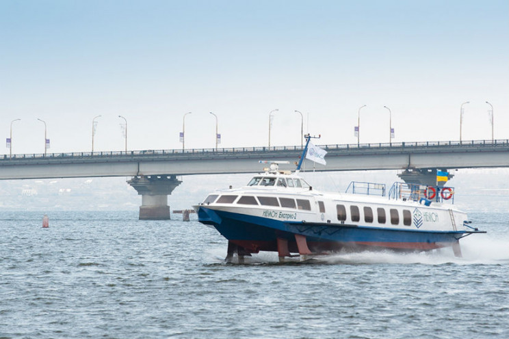 Між Запоріжжям та Херсоном хочуть налаго…