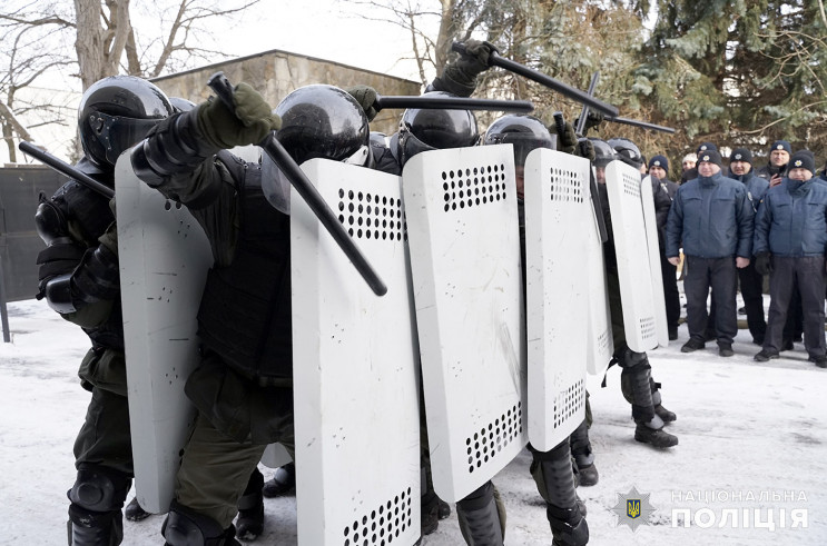 У Хмельницькому правоохоронці відпрацюва…
