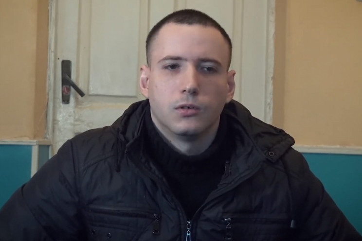 В "ДНР" показали мужчину, которого броси…