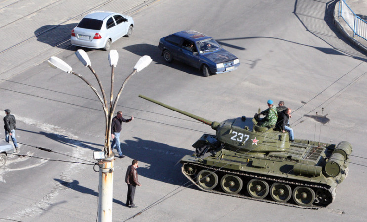 Підсумки тижня в "ЛНР": Обшук в соборі П…