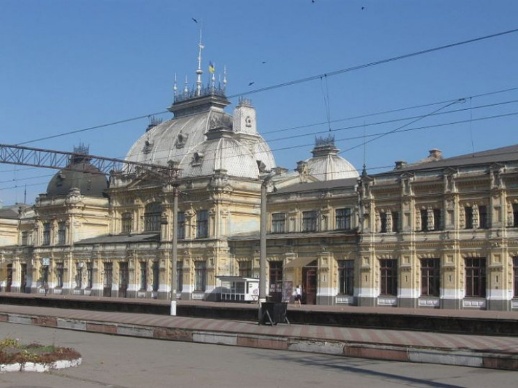 У Жмеринці горіла квартира: Із під'їзду…