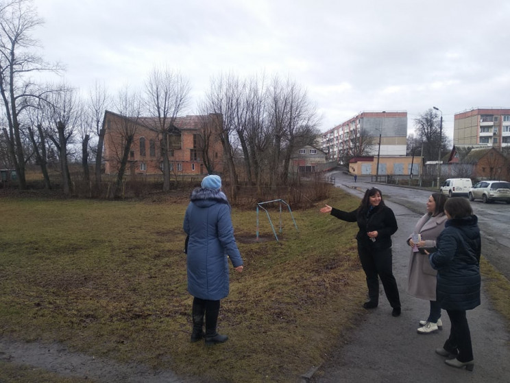 У Бару хочуть за день висадити 280 дерев…