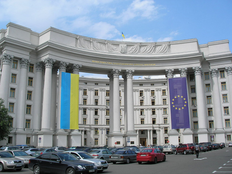 МИД Украины отверг предательские "12 шаг…