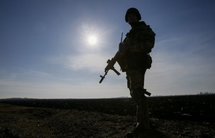 На Донбассе боевики 13 раз нарушали "тиш…