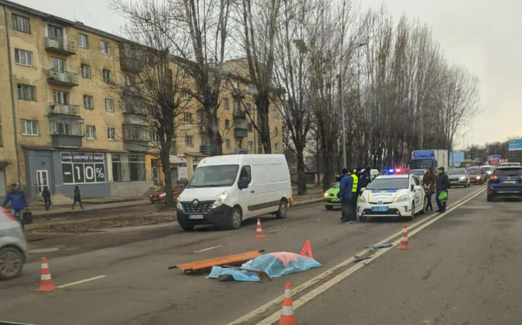 З’явилися подробиці загибелі жінки на тр…