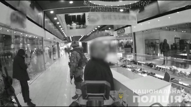 Полиция опубликовала видео задержания в…