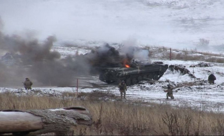 На Донбассе боевики обстреляли позиции О…