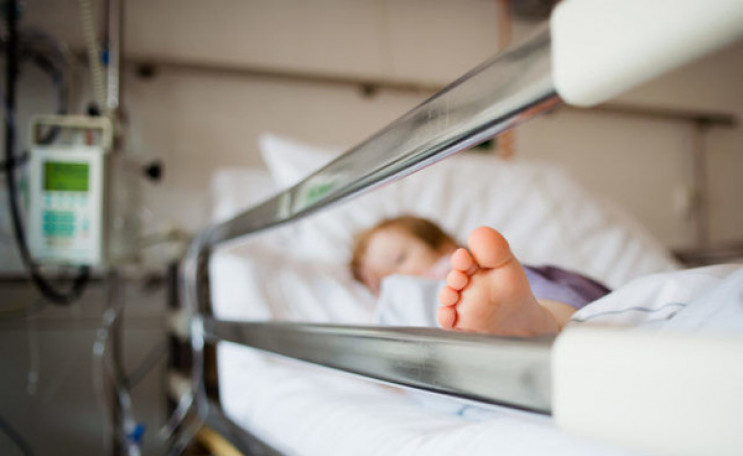 В Харькове госпитализировали троих детей…